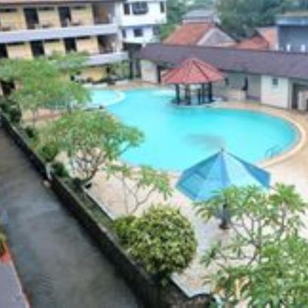 Uni Beach Hotel Pangandaran Bagian luar foto